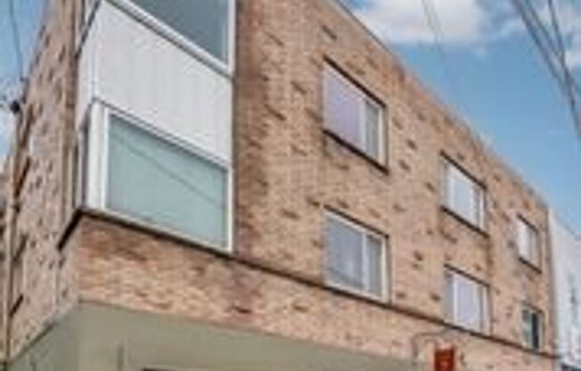 Experience Seattle Living at The Acadia