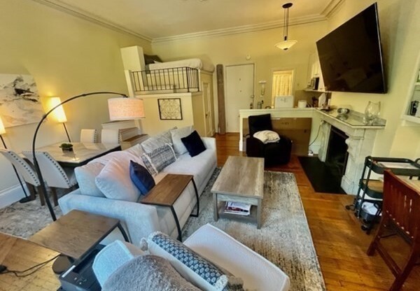247 BEACON ST