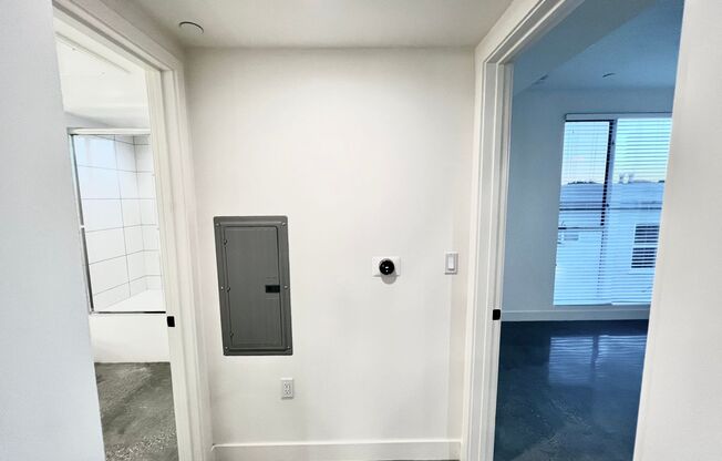 1 bed, 1 bath, 621 sqft, $3,250, Unit 206