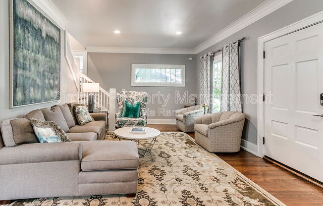 223 NW 21 ST
