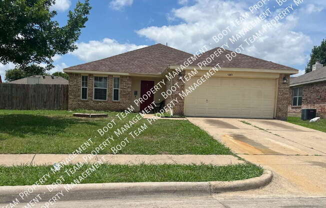 1009 MCKAVETT DR