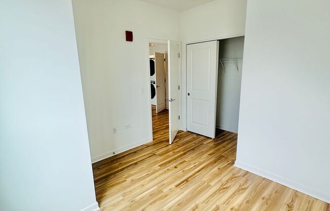 1 bed, 1 bath, 573 sqft, $1,725, Unit 4800 157th Street - 403
