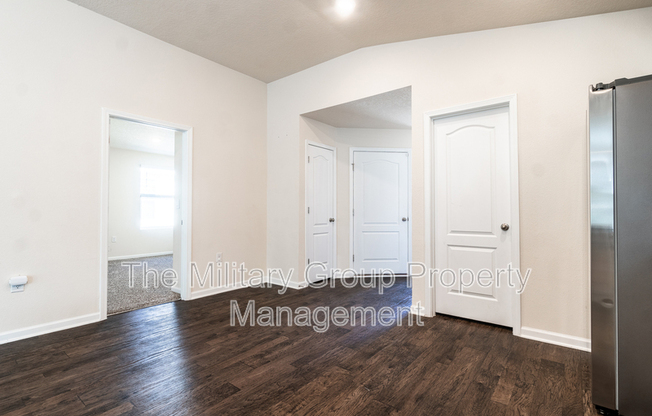 15668 STRAWBERRY ROAN CT