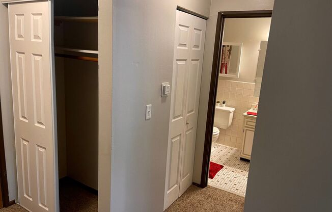 1 bed, 1 bath, 700 sqft, $900, Unit W 104