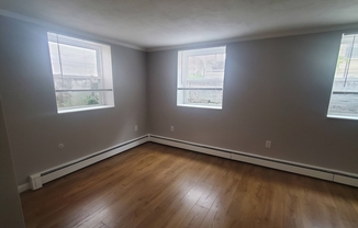 1 bed, 1 bath, 600 sqft, $2,300, Unit F