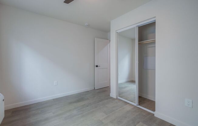 3 beds, 2 baths, 955 sqft, $3,795, Unit 4840-4