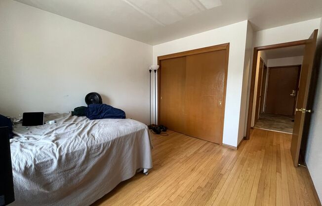 1 bed, 1 bath, $1,015, Unit 24