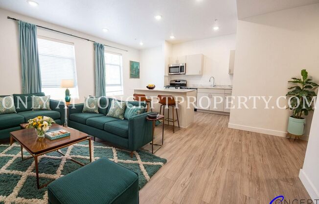 2 beds, 2 baths, 900 sqft, $2,399, Unit 202