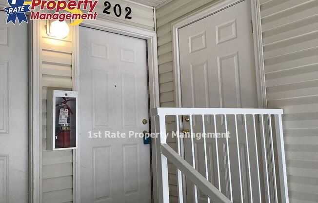 211 N SEAFURY LN