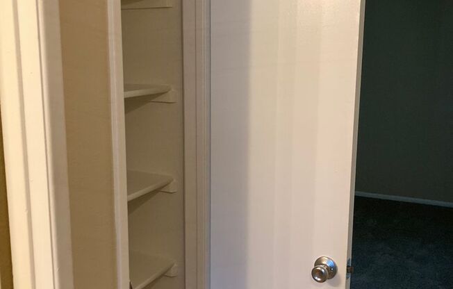 2 beds, 2 baths, 900 sqft, $1,375, Unit 250