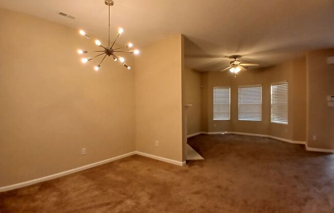 Spacious 3-Bedroom Townhome in Hampton