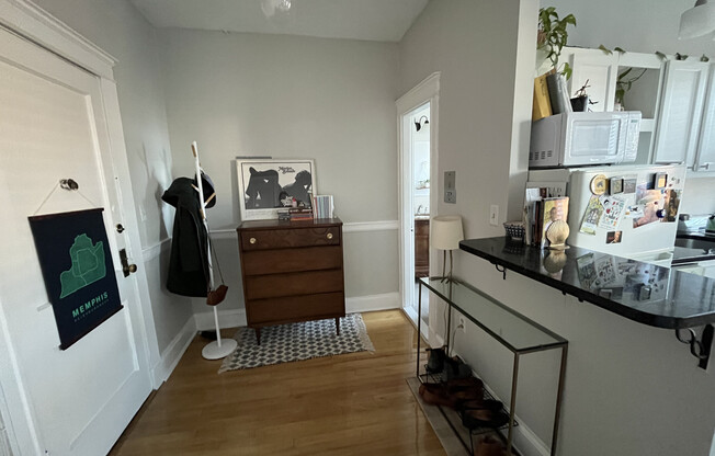 Studio, 1 bath, $2,270, Unit 15