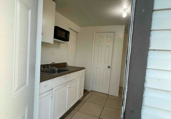 1331 SW 129 AVE
