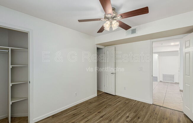 2 beds, 2 baths, 934 sqft, $1,649, Unit 117