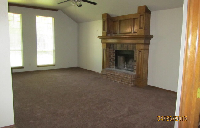 NW OKC 3-Bed 2-Bath Beautiful Home for Rent