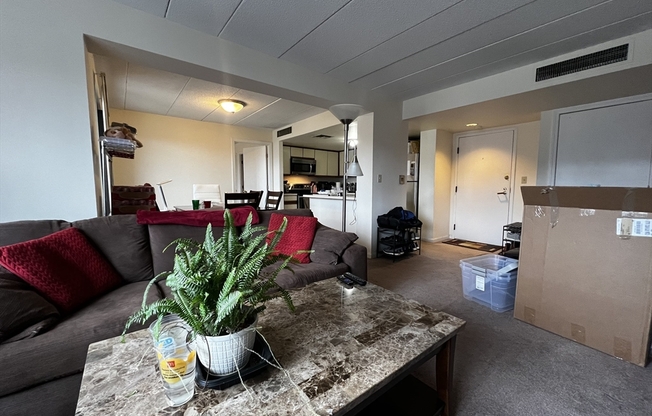 2 beds, 2 baths, 1,100 sqft, $3,500, Unit 411