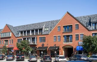 The Residence at the Glen Town Center