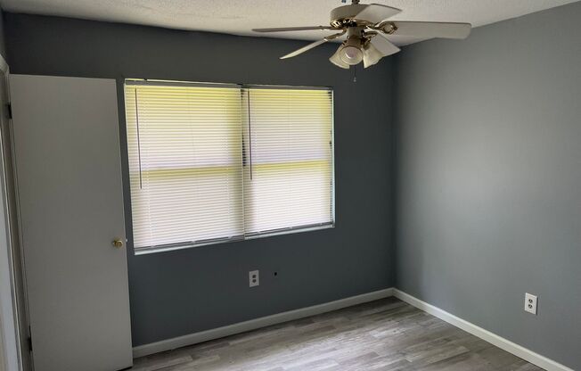 SPRING MOVE-IN SPECIAL: $300 OFF 1ST MONTH'S RENT!
