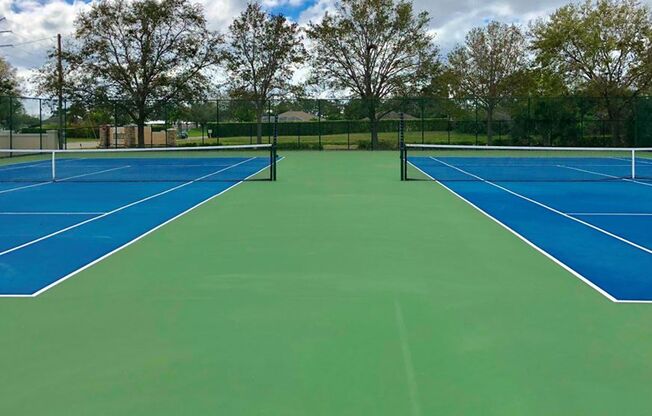 3 beds, 2 baths, $2,150, Unit Apt 711