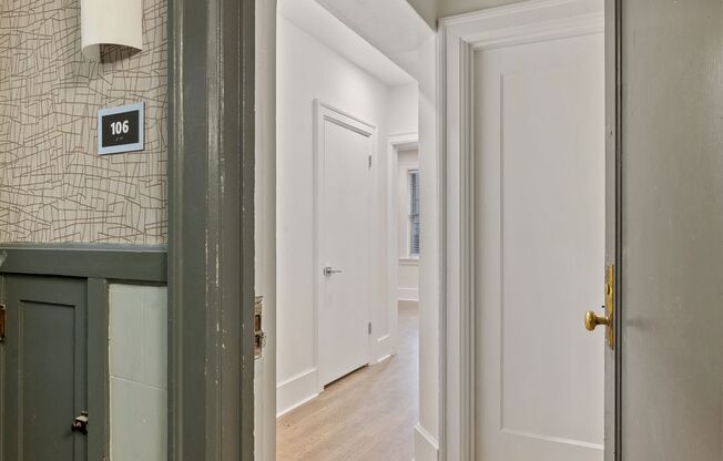 1 bed, 1 bath, 796 sqft, $1,795, Unit 101