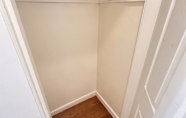 142 PEARL ST