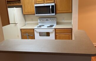 2 beds, 2 baths, $1,600