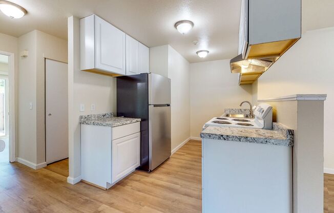 2 beds, 1 bath, $2,000, Unit #1