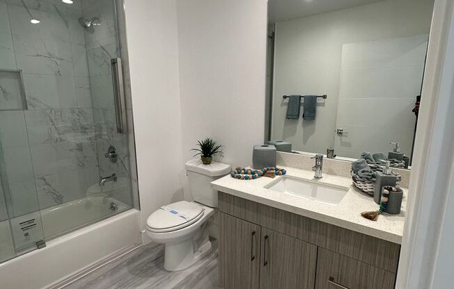 Studio, 1 bath, 360 sqft, $1,700