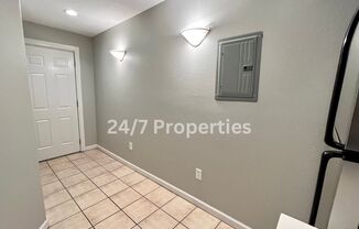 1 bed, 1 bath, $1,250, Unit Unit 2