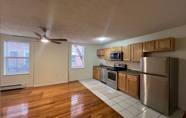 2712 Woodburn Avenue