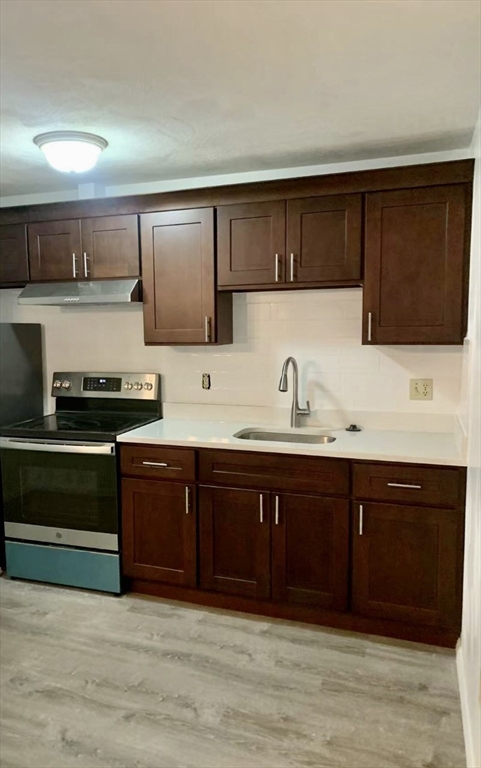 1 bed, 1 bath, 765 sqft, $1,850, Unit 208