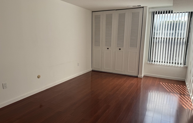 1 bed, 1 bath, 675 sqft, $1,750, Unit B