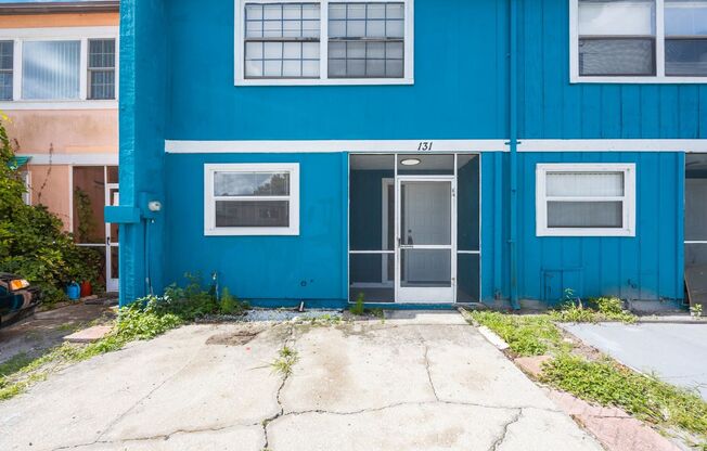 Renovated Town Home 2 bedroom 1.5 bath ** 1/2 off August Rent if Moved in by July 31st**