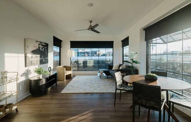 1 bed, 1 bath, 725 sqft, $1,450, Unit 411