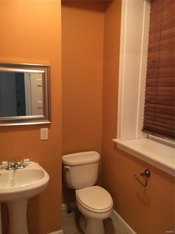Beautiful home within walking distance to the The Grove.