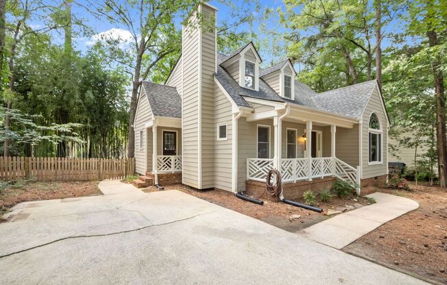 Inviting 3br house in Morrisville with wood floors, screened porch & deck in great location!