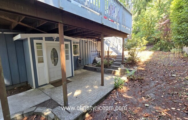 13709 SE 23 ST