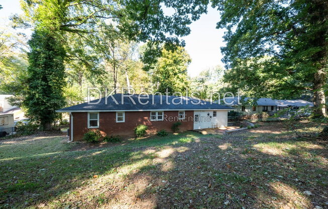 3 beds, 2 baths, 1,160 sqft, $1,900