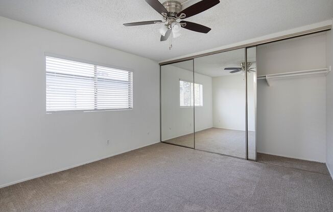 1 bed, 1 bath, 574 sqft, $1,725, Unit 28
