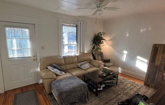 3 beds, 1 bath, $1,750