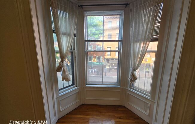 86 Charles Street