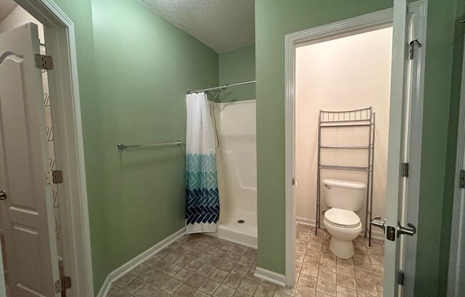 2 beds, 2 baths, $1,795