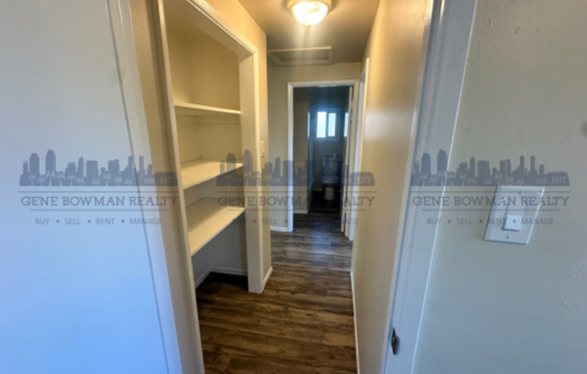 3 beds, 1 bath, $3,400