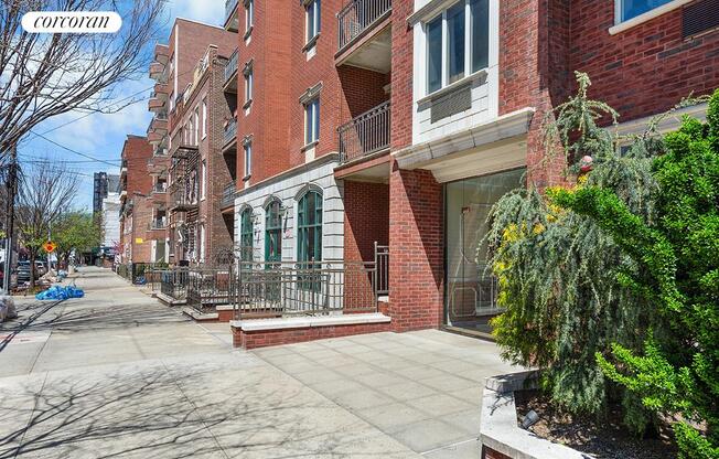 23 23 31 AVE