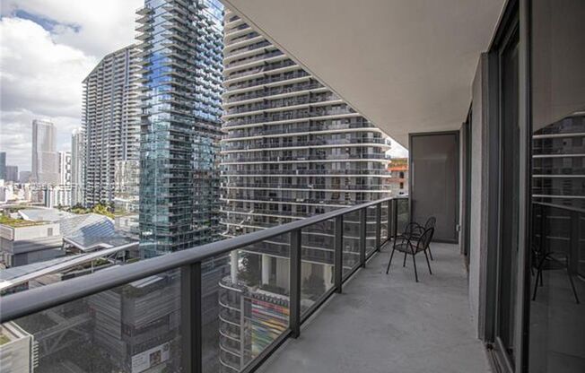 1 bed, 1.5 baths, $3,750, Unit # 1810
