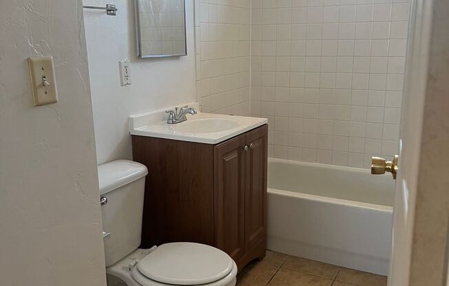 Charming West Side Condo Close to Downtown Tucson !