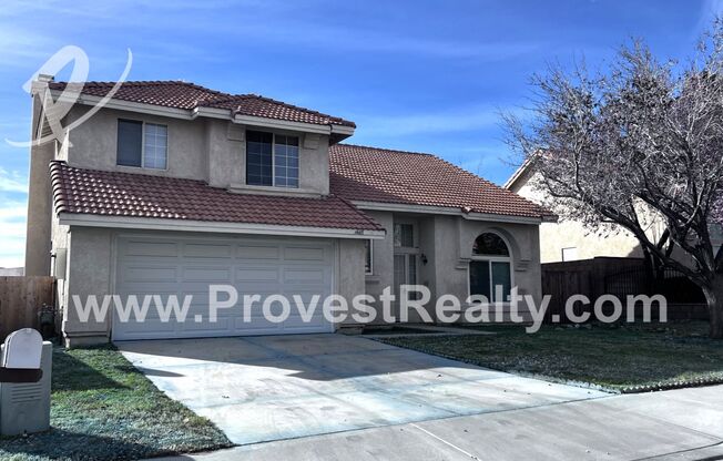 4 Bed, 2.5 Bath Victorville Home!!!