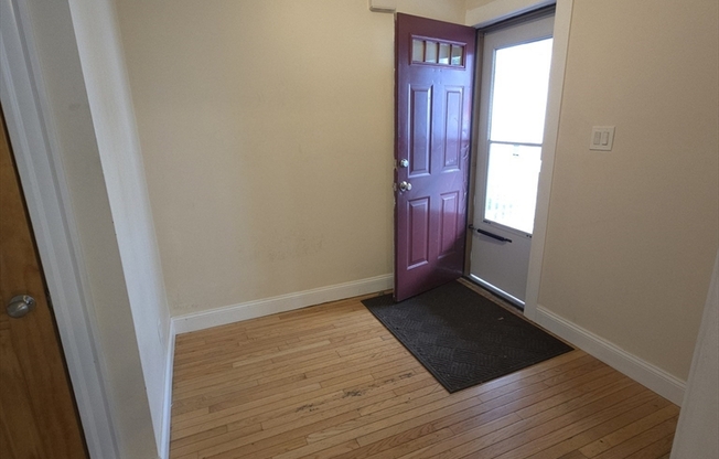 10 12 ALCOTT PARK