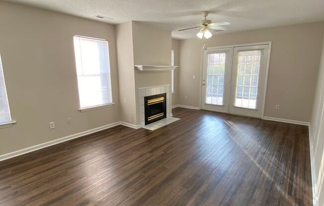 2 beds, 2 baths, 1,270 sqft, $1,375, Unit 2718-1