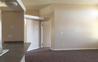 3 beds, 2 baths, $1,885